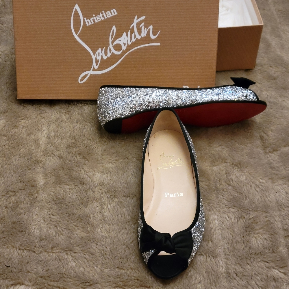 NEW box Christian Louboutin silver glitter ballerina flats with bow